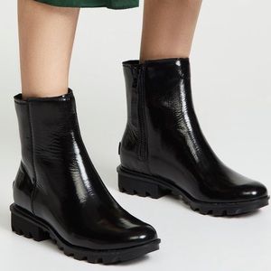 SOREL Pheonix Zip Boot